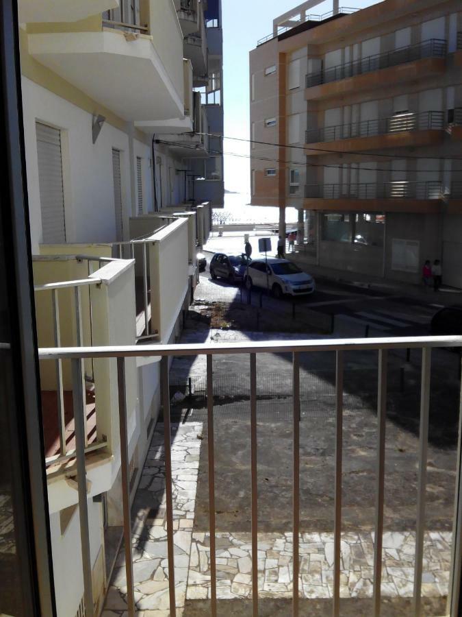 סאו מרטיניו דו פורטו Casinhas Da Praia מראה חיצוני תמונה